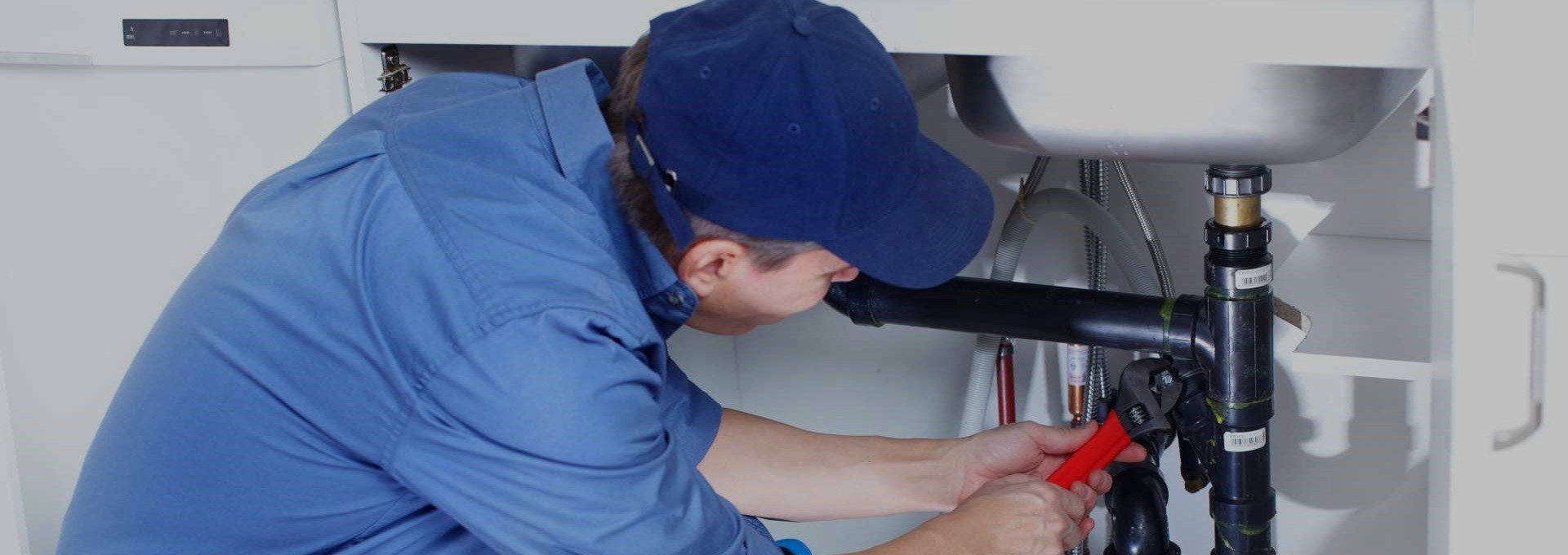Blue Wave Plumbing team attending a job in Belgravia